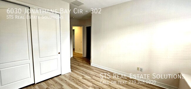 Building Photo - 6030 Jonathans Bay Cir