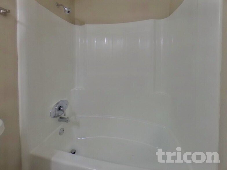 Building Photo - 3964 Cindy Dr