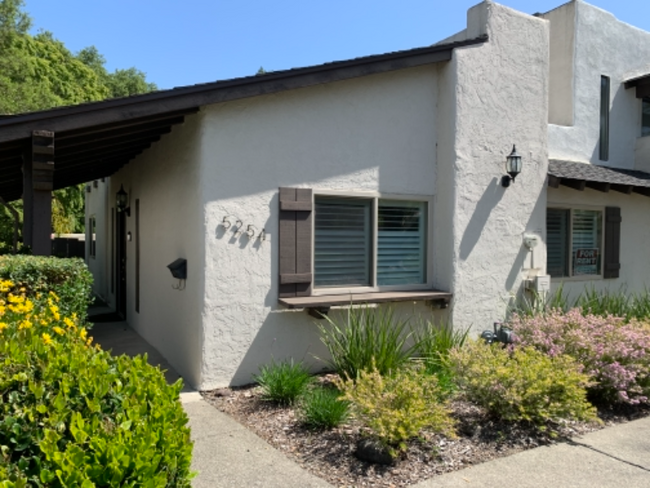 Building Photo - 5254 El Mercado Pkwy