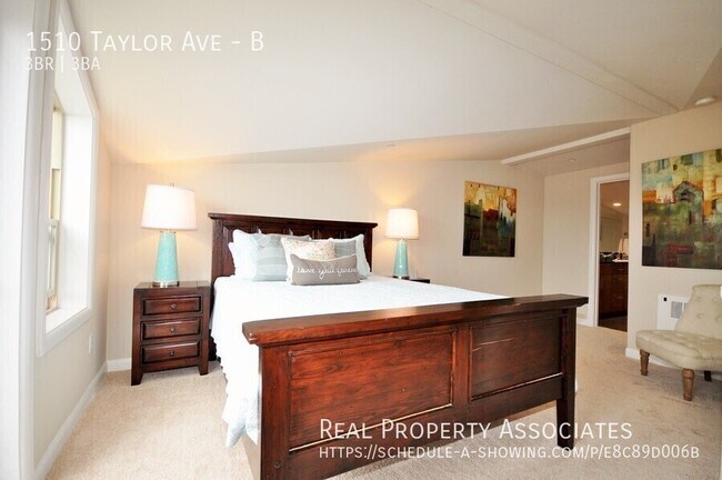 Building Photo - 1510 Taylor Ave N