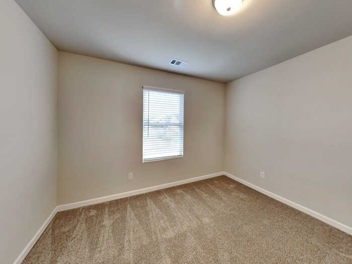 Building Photo - 15 Blake Ave