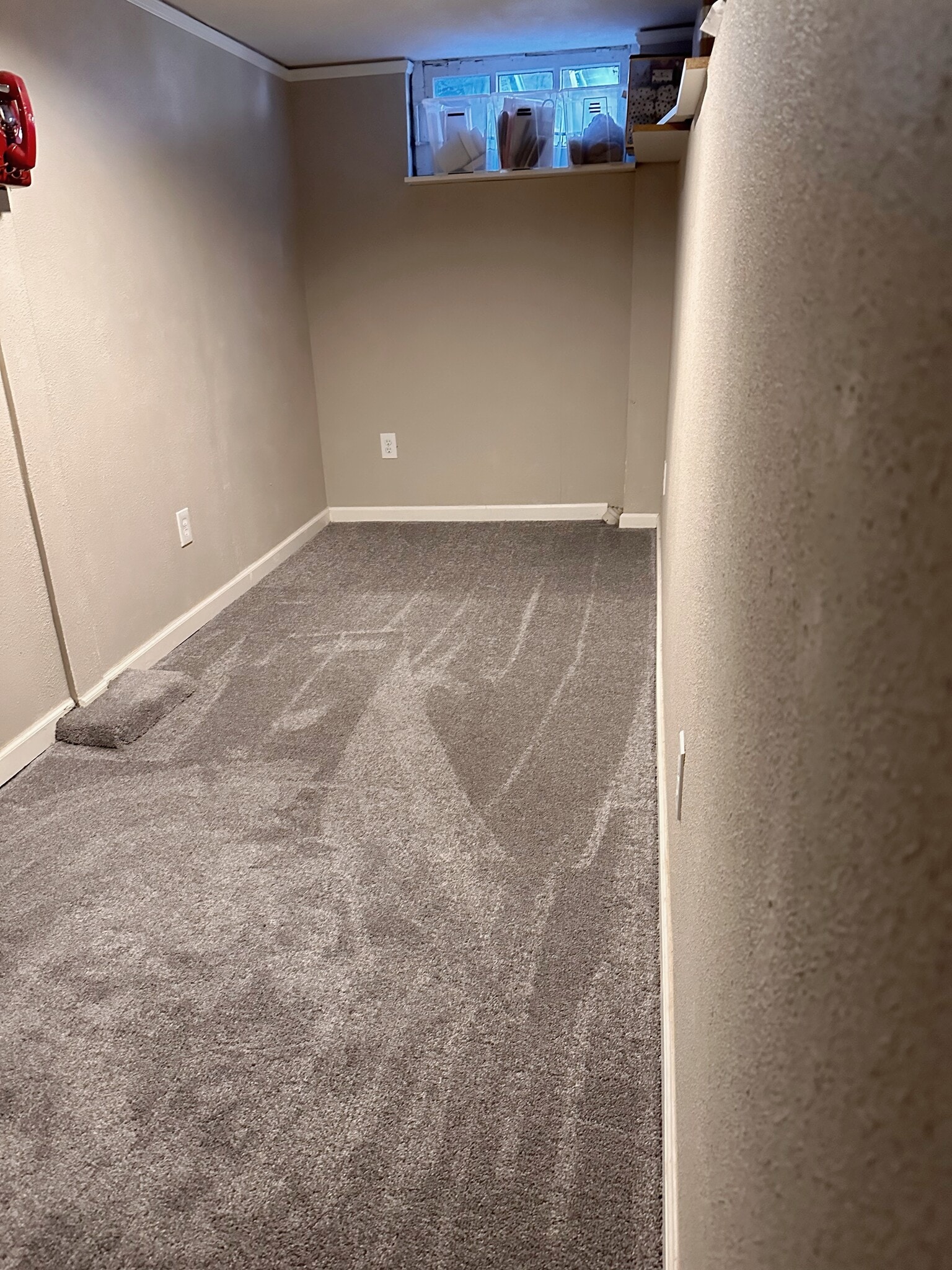 Basement - Finished basement room - 6605 N Fenwick Ave