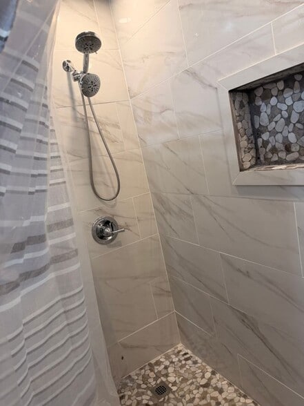 Building Photo - 9540 San Miguel Ave