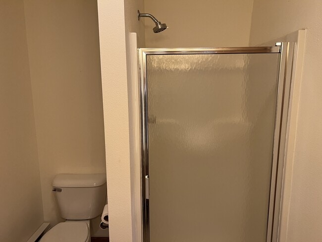 Building Photo - 1105 Heritage Ct