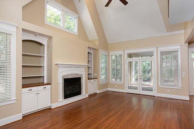 Building Photo - Improved price and available immediately!! Stunning Governor's Club Chapel Hill home!