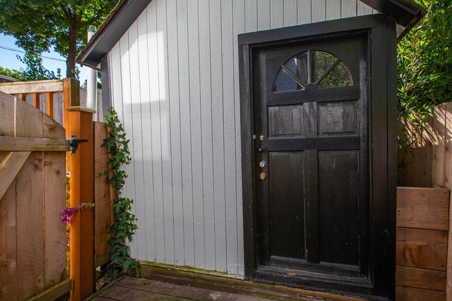 Building Photo - 13027 40th Ave S