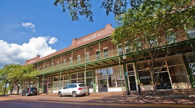 Primary Photo - 1209 N Franklin St