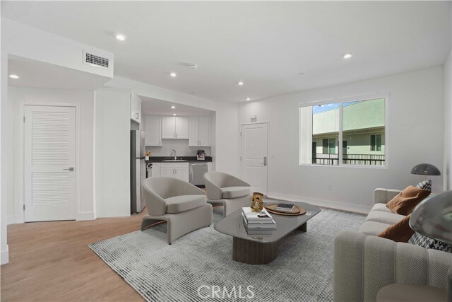 Building Photo - 8750 Sepulveda Blvd