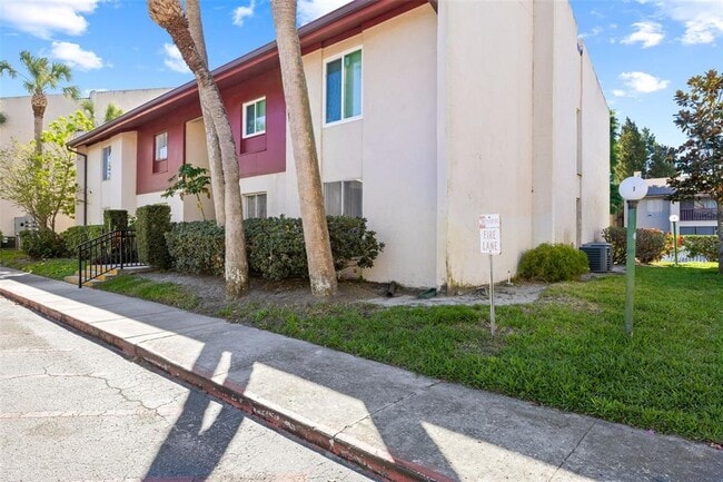 Building Photo - 8601 Huron Ct