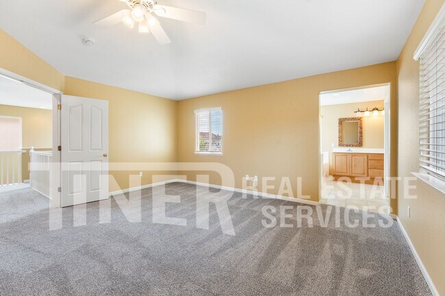 Building Photo - 35 Sabre Ct