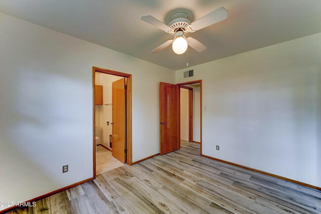 Building Photo - 4201 E Avalon Dr