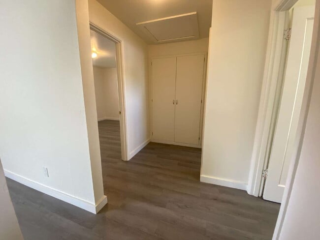 Building Photo - Charming 2-Bed Duplex Retreat in Bellingha...
