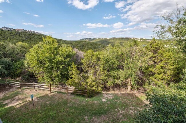 Building Photo - 6000-9 Shepherd Mountain Cove