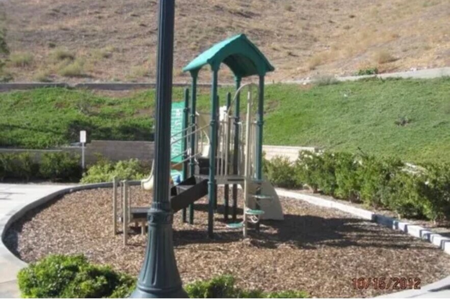 Community park - 28063 Catherine Dr