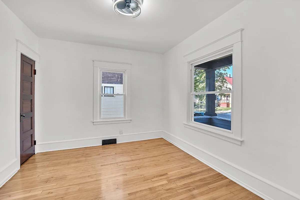 Building Photo - 1227 Bluff Ave