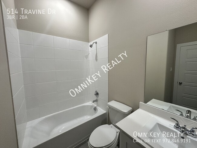 Building Photo - 514 Travine Dr
