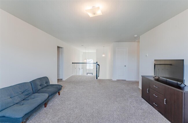 Building Photo - 8327 Threadfin Wy