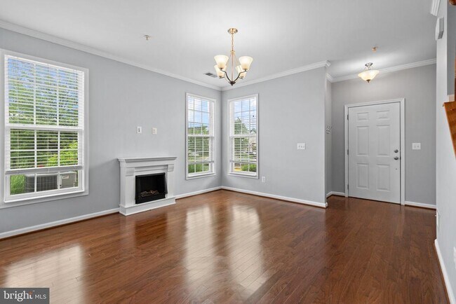 Building Photo - 14602 Shelford Way