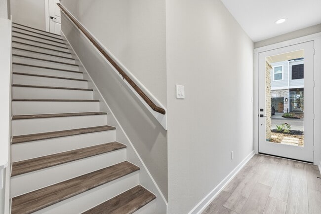 Building Photo - 411 Stonework Garden Ln