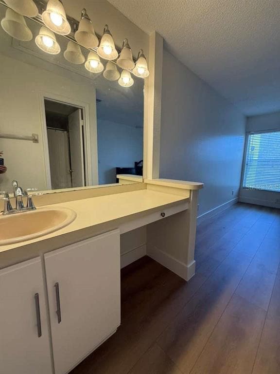 Building Photo - 1242 Lucaya Cir