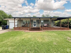 Building Photo - 9580 Dogwood St