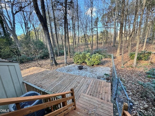 Building Photo - 118 Creeks Edge