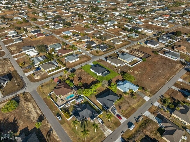 Building Photo - 1109 NE 2nd Ave