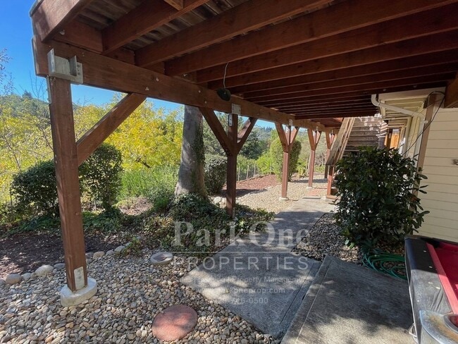 Building Photo - Spacious Home In Lafayette Hills