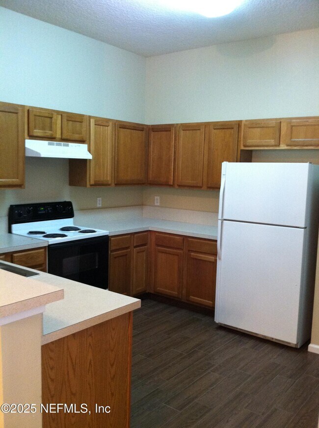 Building Photo - 9556 Armelle Way