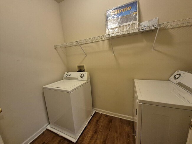 Building Photo - 18104 Villa Creek Dr