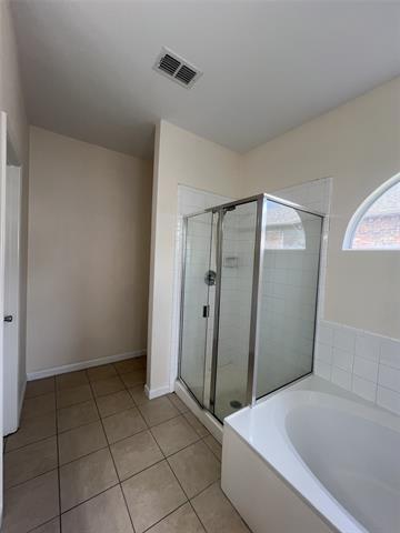 Building Photo - 2323 Dogwood Dr