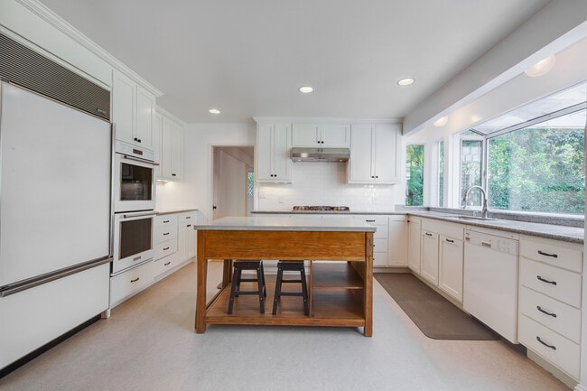 Building Photo - 15 Niven Way