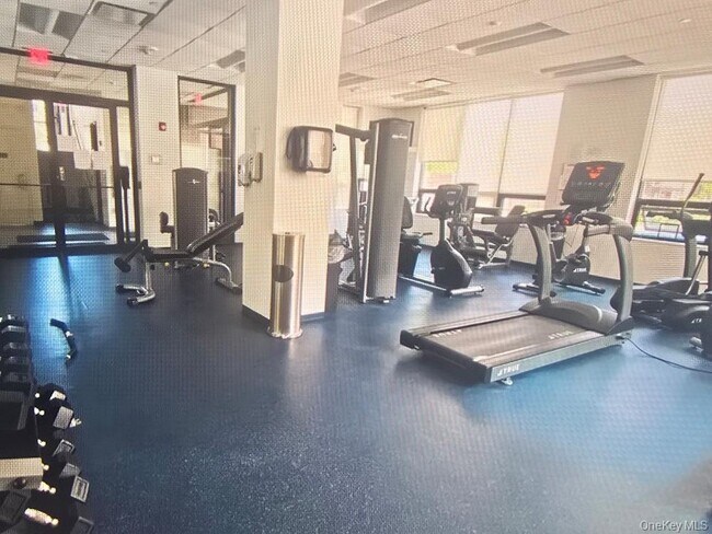 Building Photo - 3 Charles Ln