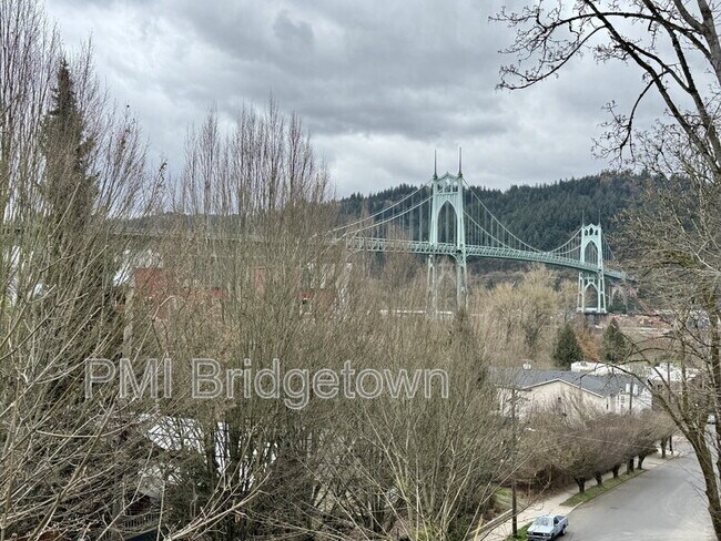 Building Photo - 8804 N Edison St