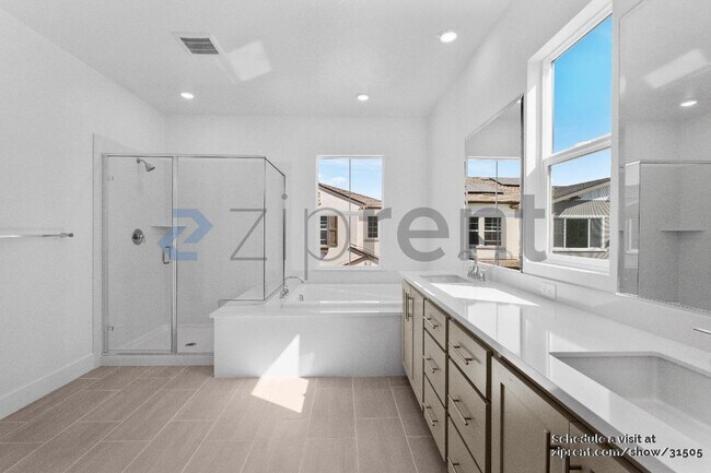 Building Photo - 146 W Ft Bragg Pl