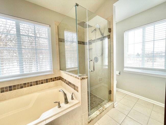 Building Photo - 602 Pearces Ford Rd