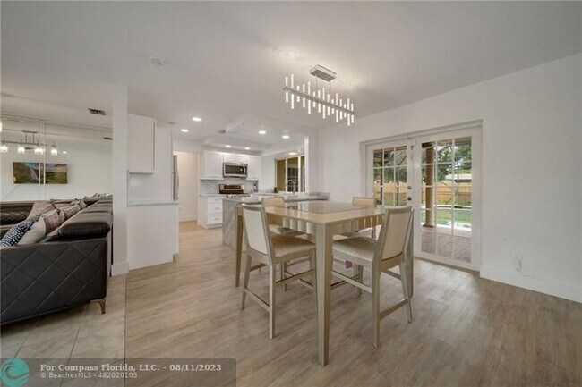 Building Photo - 4115 Madison St