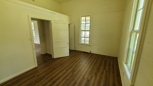 Building Photo - 776 Macon Ave