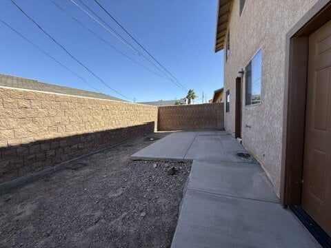 Building Photo - Downstairs 2 bed 1 bath with yard near Silver Creek, $975