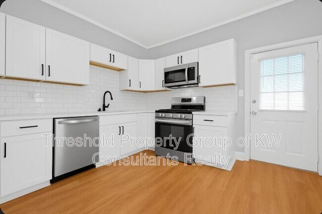 Building Photo - 342-344 East Morrill Avenue