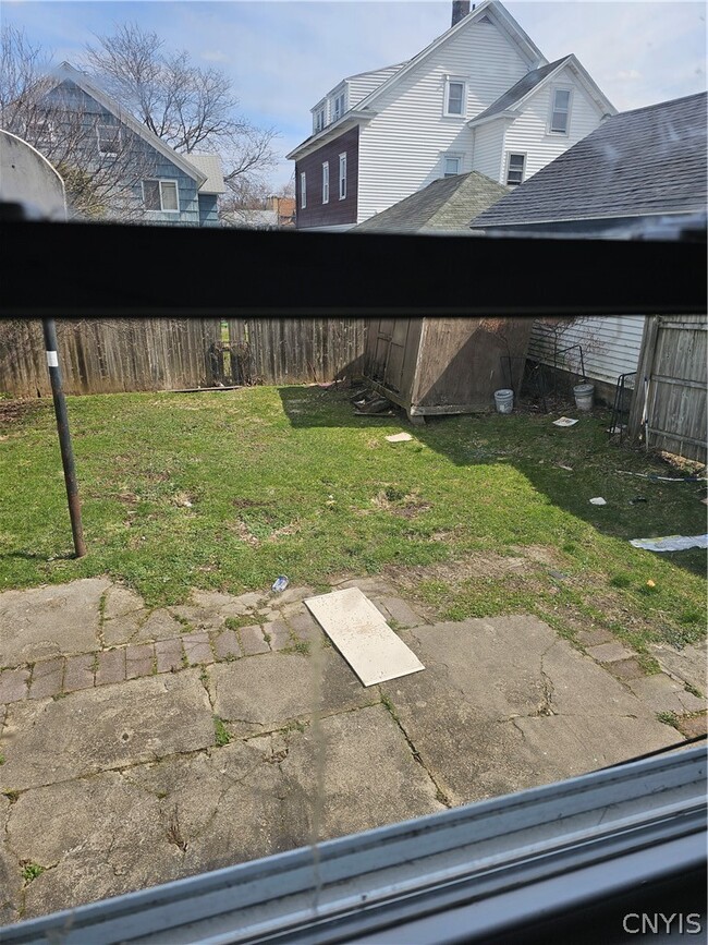 Building Photo - 111 Abell Ave