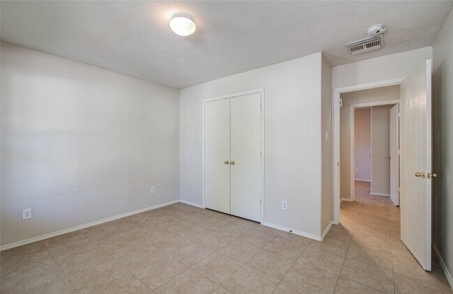 Building Photo - 98 S Vesper Bend Cir