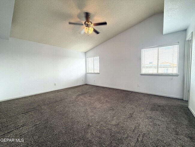 Building Photo - 11952 Mesquite Miel Dr