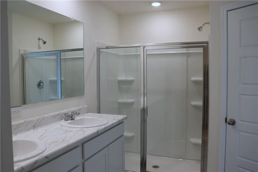 Building Photo - 1253 Cades Walk