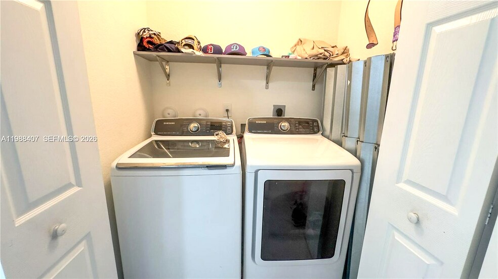 Building Photo - 3318 W 106th Ter