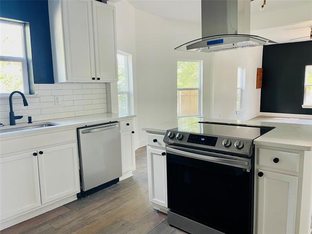 Building Photo - 2210 Langford St