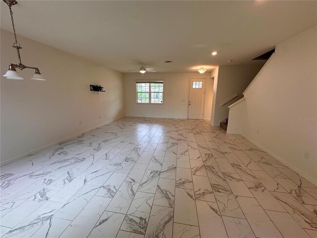 Building Photo - 5844 Soter Ln