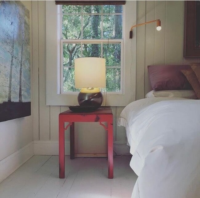 Building Photo - Looking for a lovely home that is fully furnished!