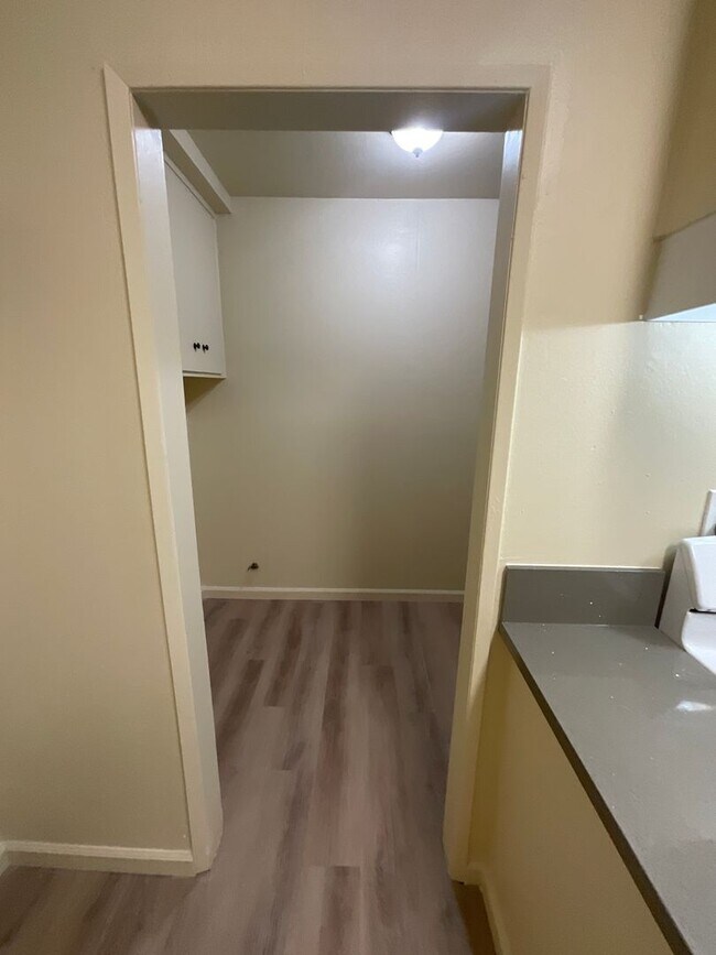 Building Photo - 7711 Fillmore Dr