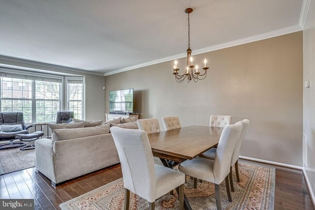Building Photo - 5736 Governors Pond Cir